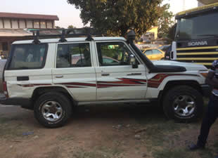 Land cruiser-car rental in Kenya