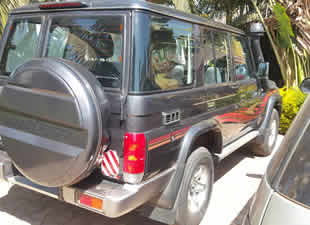 land cruiser box body-car rental kenya