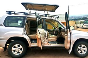 Land cruiser with pop up roof-car rental kenya