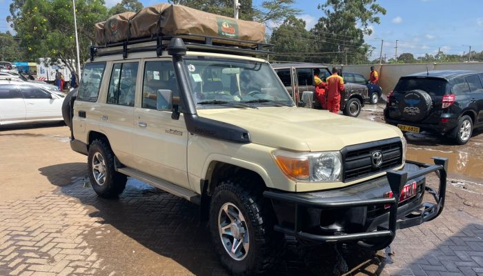 Car rental with rooftop tent in Malindi 4x4 car rental Malindi, one way Malindi, long term car rental malindi, car rental with camping gear in Malindi