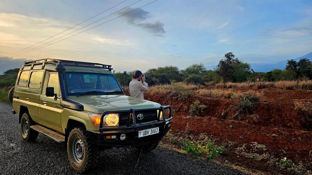 4x4 car Rental Tsavo East National Park Self drive car hire Kenya rental with pop up roof